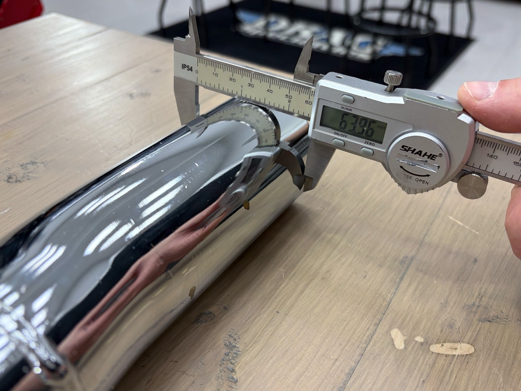 harley-exhaust-2.jpg