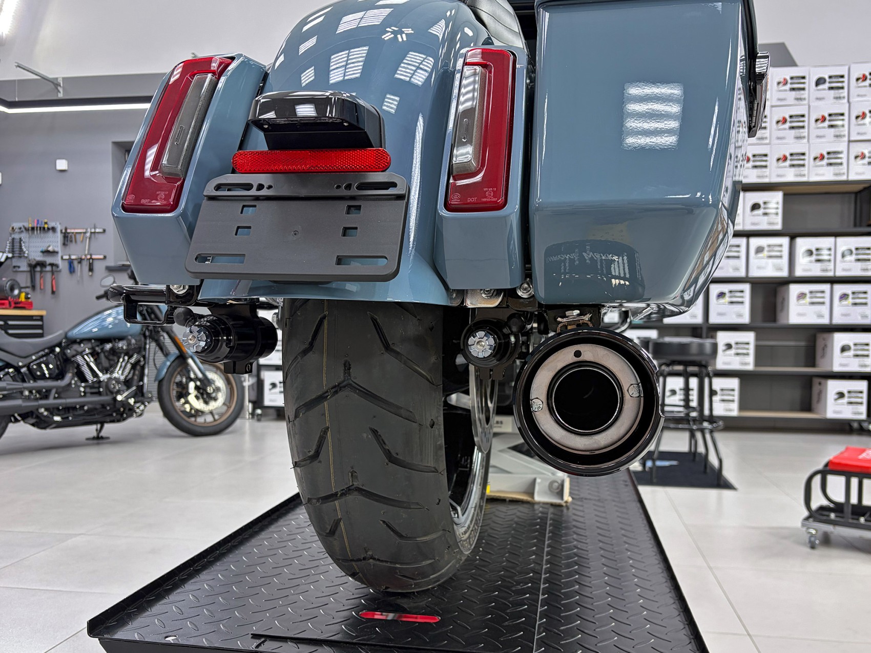 harley-exhaust-1.jpg
