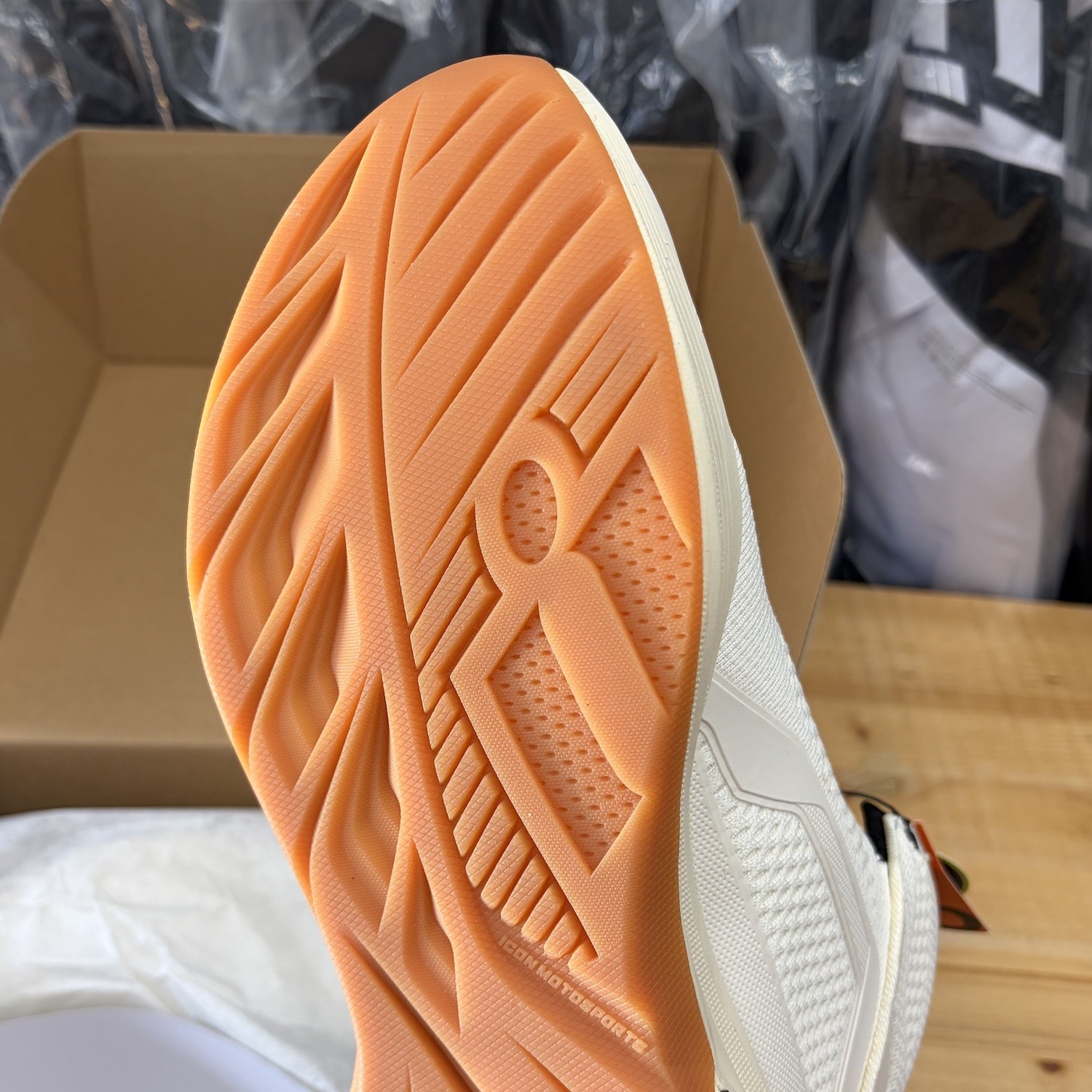 stuntexshop-delivery-13.jpg