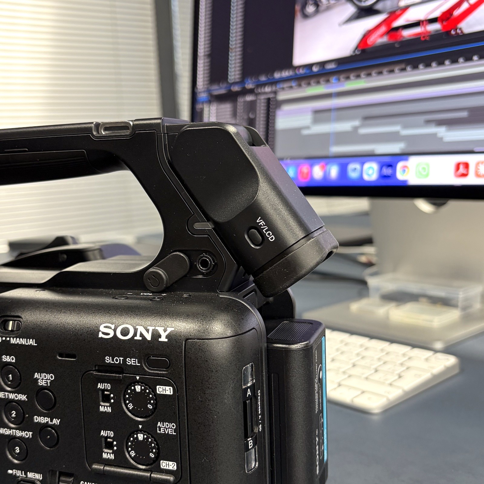 sony-nx800-2.jpg