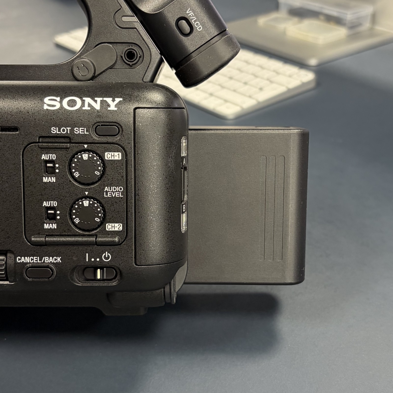 sony-nx800-8.jpg