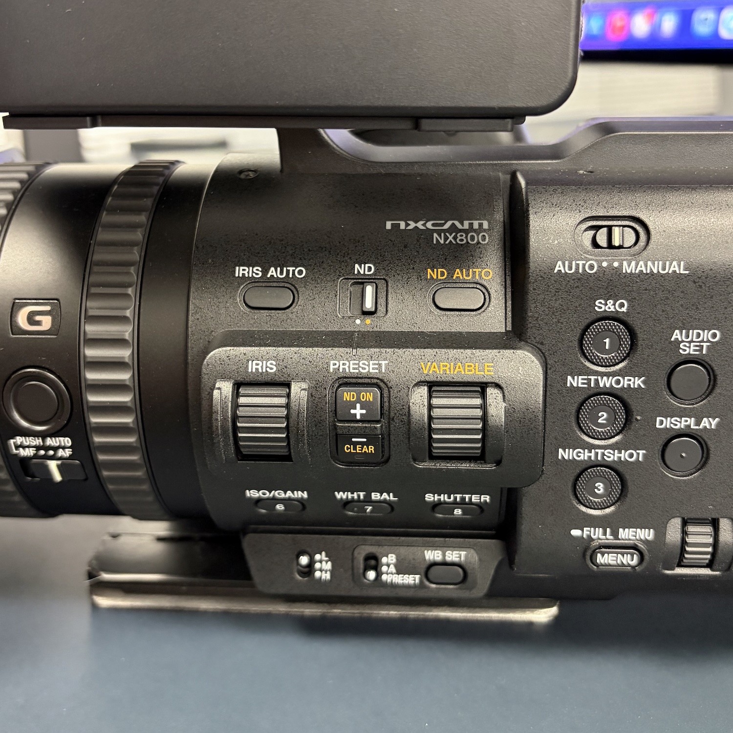 sony-nx800-6.jpg